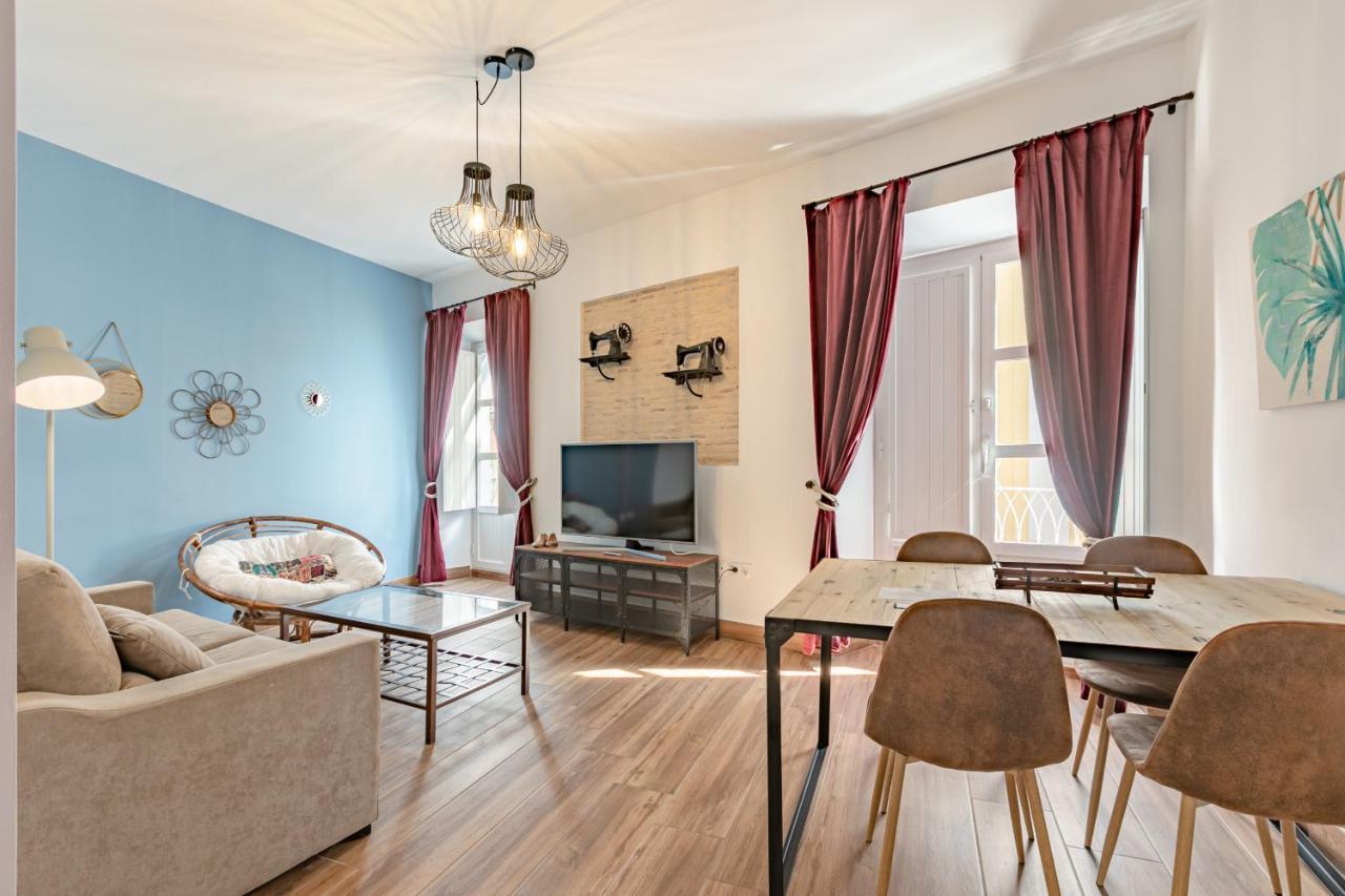 Green-Apartments Mansion Blue Catedral Seville Ngoại thất bức ảnh