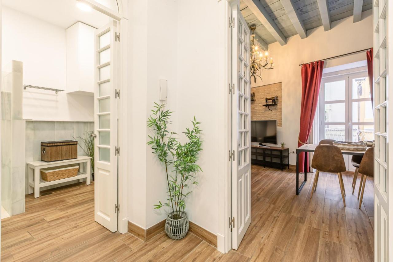 Green-Apartments Mansion Blue Catedral Seville Ngoại thất bức ảnh